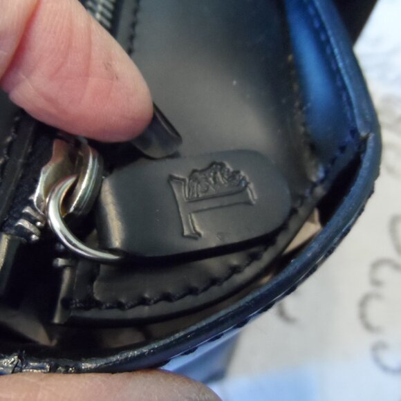 Tod's Dark Navy Blue Smooth Calf Leather "D" Shoulder Bag - Picture 7 of 16